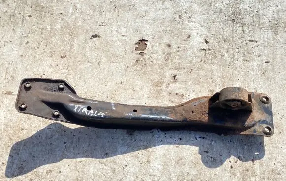 Nissan X-Trail T30 Front subframe