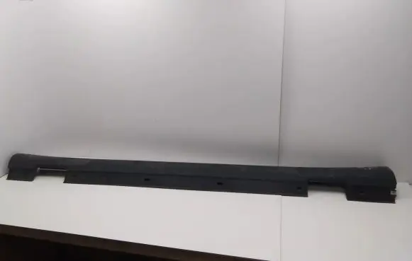 Mercedes-Benz GLA W156 Sill A1566901740