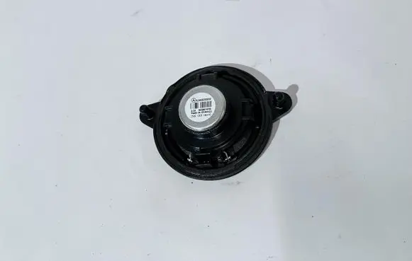 Mercedes-Benz GLA W156 X156 Panel speaker A2468200202