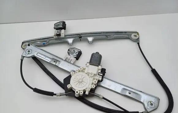 Mitsubishi Colt Front door window regulator with motor 0130822207