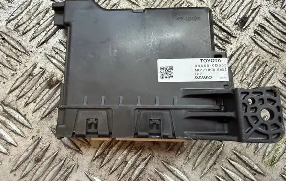 Toyota Yaris Other control units/modules 886500D550