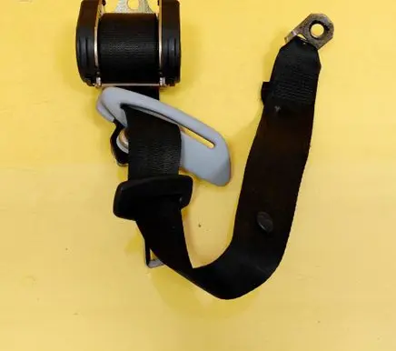 Mitsubishi Carisma Rear seatbelt 570324300