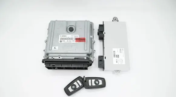 BMW 5 F10 F11 Engine ECU kit and lock set 8513242 13618513242 0281017679