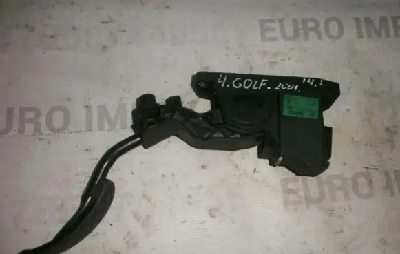Volkswagen Golf IV Accelerator throttle pedal 0280792211
