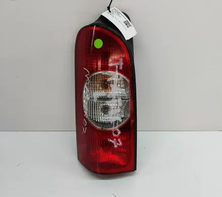 Nissan Primastar Rear/tail lights 8200171472