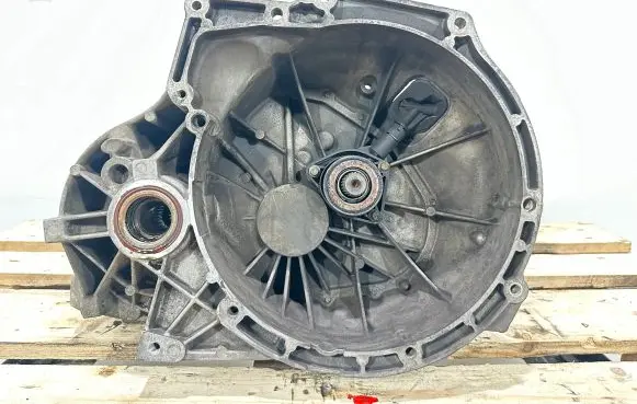 Volvo V70 Manual 5 speed gearbox 9G9R7002EA P1283123