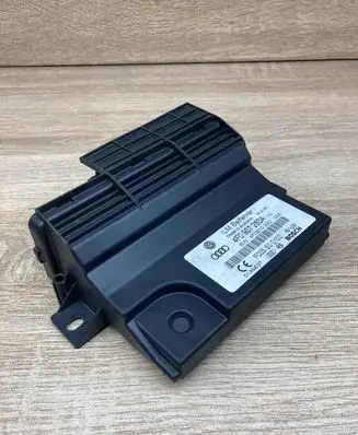 Audi A6 S6 C6 4F Power management control unit 4F0907280A 4F0910280