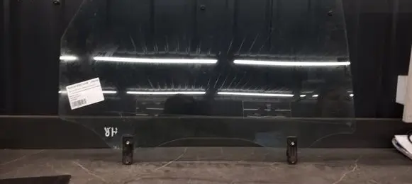 Hyundai Tucson JM Rear side window