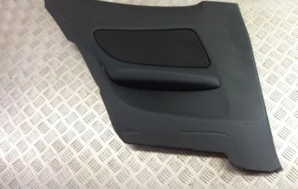 BMW 1 E82 E88 Coupe rear side trim panel 2996097