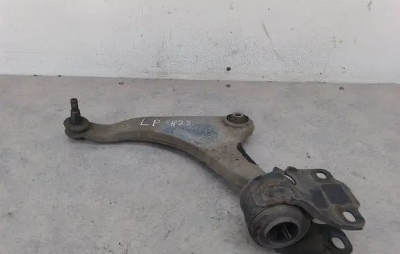 Volvo V60 Front control arm