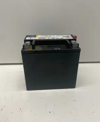 Mercedes-Benz E W212 Car battery A0009829608