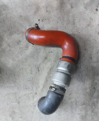 Ford Kuga I Intercooler hose/pipe