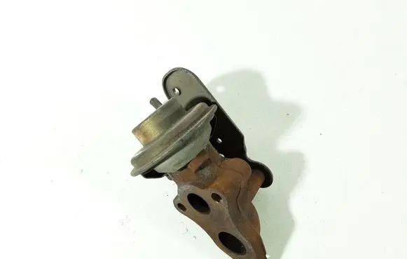 Toyota Corolla E120 E130 EGR valve 2562027070 1350004390 2580027040