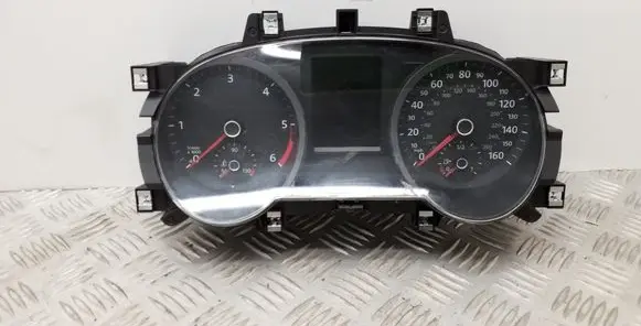 Volkswagen PASSAT B8 Speedometer (instrument cluster) 3G0920941A
