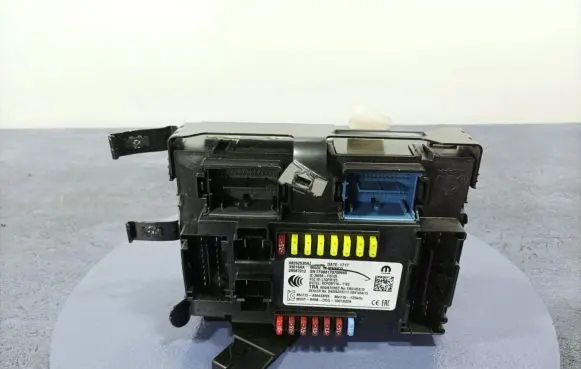 Jeep Compass Fuse box set 68262535AJ