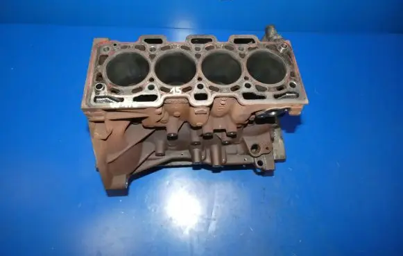 Mercedes-Benz A W176 Engine 607951