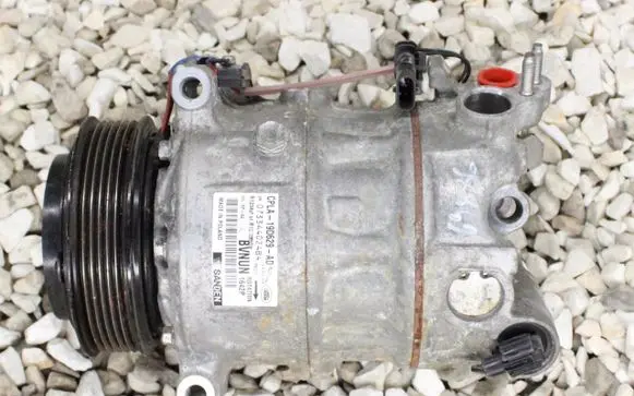 Land Rover Discovery 5 Air conditioning (A/C) compressor (pump)