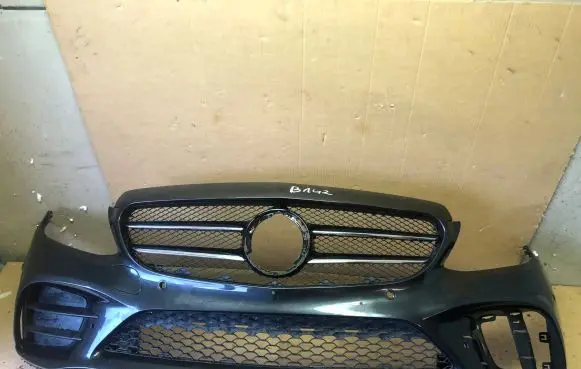 Mercedes-Benz C W205 Front bumper