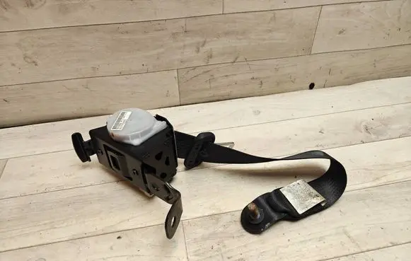 Opel Insignia A Rear seatbelt 13288436