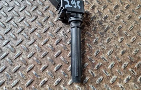 Volkswagen Tiguan Allspace High voltage ignition coil 06L905110F