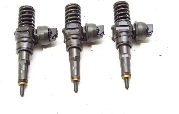 Skoda Fabia Mk1 (6Y) Fuel injectors set 0414720215