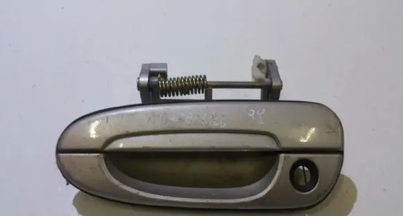 Mazda 626 Front door exterior handle
