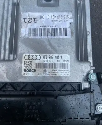 Audi A6 S6 C6 4F Engine control unit/module 4F0907401B 0281012496