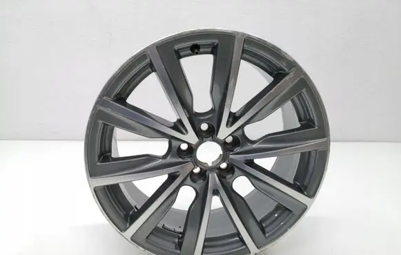 Audi A1 R17 alloy rim 8X0601025AT