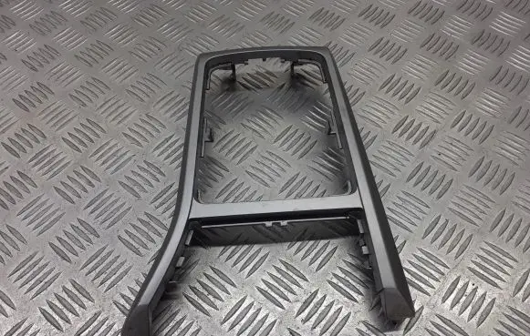Opel Astra H Gear shifter surround trim plastic 13116961