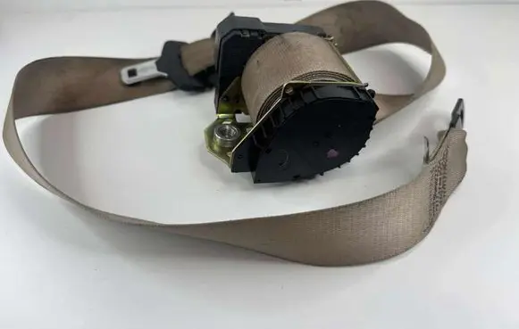 BMW X5 E53 Front seatbelt 33000340C TFC091