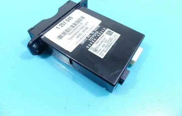 Toyota Sienna XL30 III Central body control module 86980-48010 IMPRK1257049