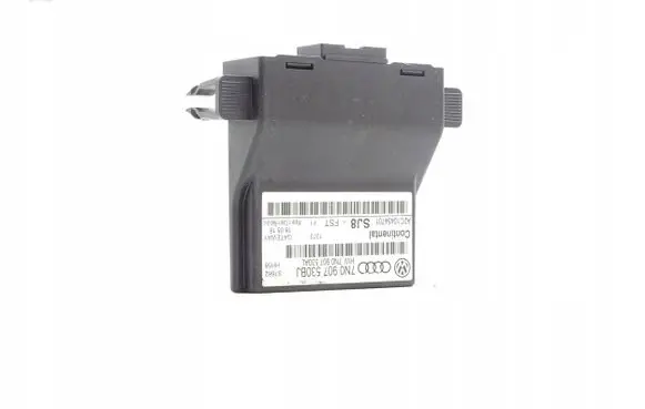 Skoda Superb B8 (3V) Door control unit/module 5Q0959593E