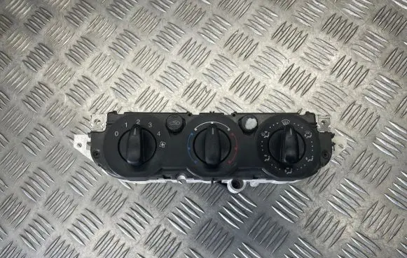 Ford Focus Climate control unit 3M5T19980AD 80040969 69607320