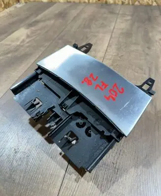 Ashtray (front)