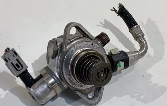 Ford Ecosport Fuel injection high pressure pump CM5E9D376DA
