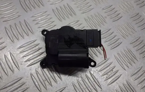 Opel Corsa D A/C air flow flap actuator/motor 309371201