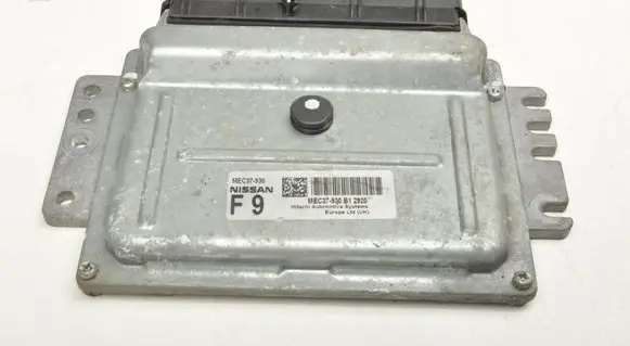 Nissan Note (E11) Engine control unit/module ECU MEC37930