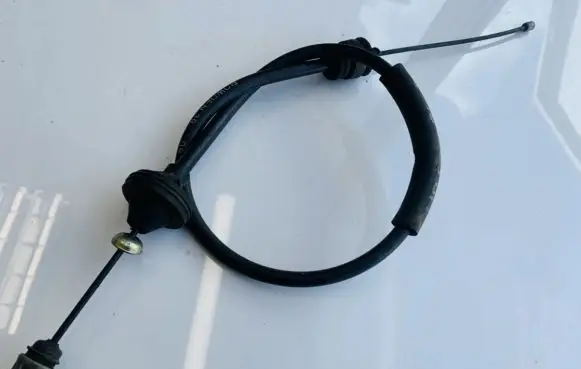 Renault Clio II Clutch cable 