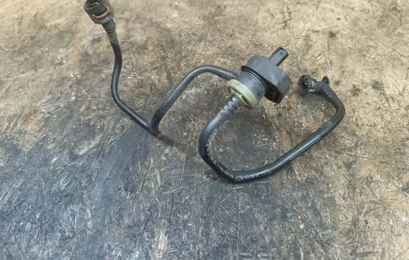 Mercedes-Benz A W177 AMG Turbo solenoid valve A0009979402