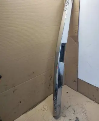 Opel Astra H Tailgate trim 13105814 461088395