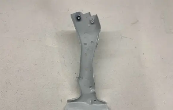 Audi A3 S3 8V Fender mounting bracket 8v0821166a