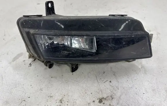 Volkswagen Golf VII Front fog light 5g0941662D 3377 4F39L01