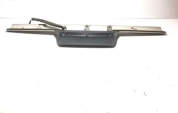 Opel Omega B2 Third/center stoplight 09173024 0922781 024428388