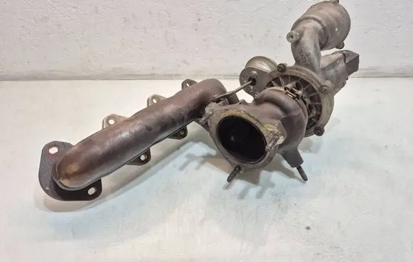 Mercedes-Benz C W204 Turbo A2710903680