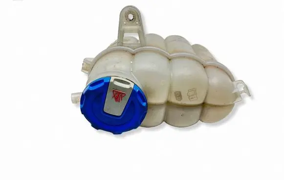 Audi A5 Coolant expansion tank/reservoir 8W0121405E