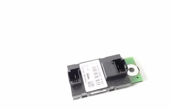 Mercedes-Benz S W221 Aerial antenna amplifier A2218201889