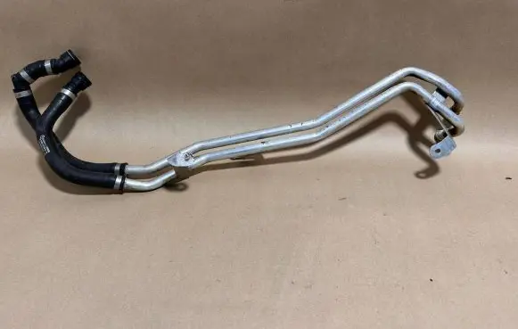 Mercedes-Benz B W246 W242 Engine coolant pipe/hose A2425060760 15795