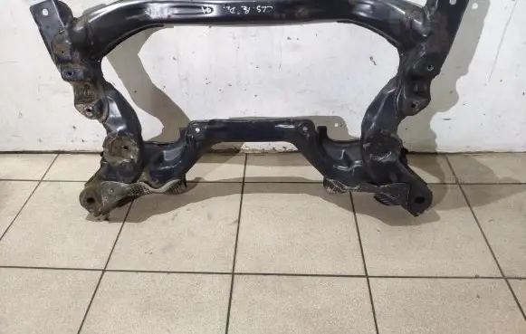 Mercedes-Benz CLS C219 Front subframe 0029973286