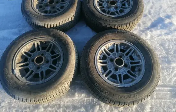 Ford Capri III R13 alloy rim 76EBDB