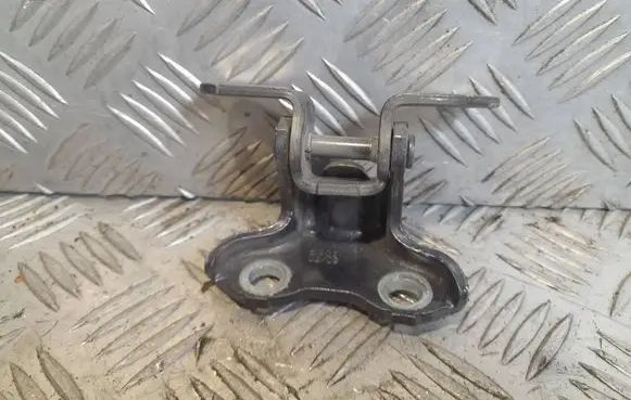 Toyota Avensis T270 Rear door upper hinge ES03